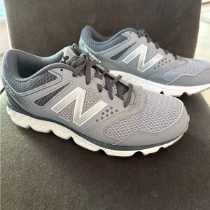 👀NEW BALANCE 675 V2Gray Athletic Shoes